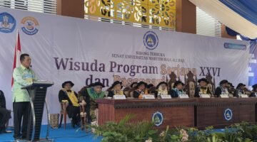 Gubernur Ansar Ahmad: Lulusan UMRAH Harus Adaptif di Era Society 5.