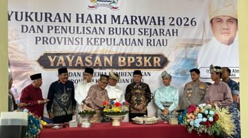 (official/segantanglada.id)